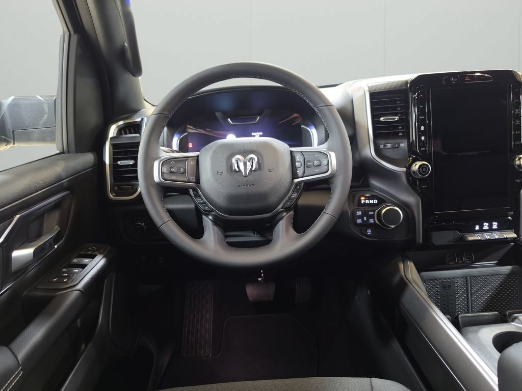 New 2026 RAM 1500 Big Horn AWD/4WD image 17