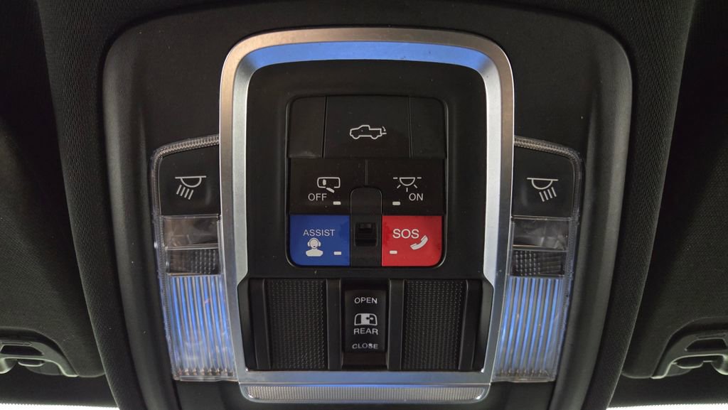 Used 2019 RAM 1500 Limited w/ Advanced Safety Group AWD/4WD image 28