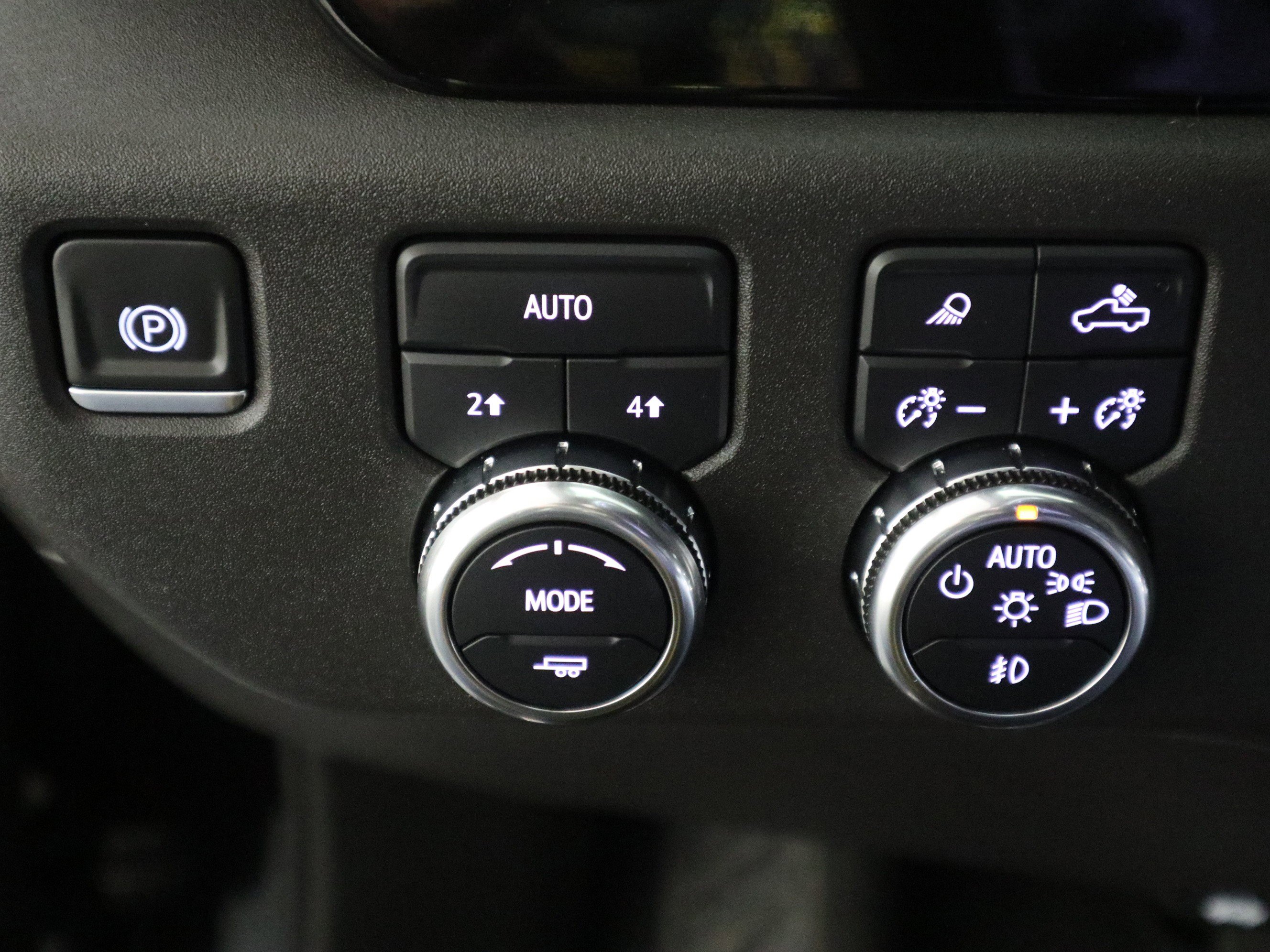 Used 2024 GMC Sierra 1500 SLT w/ SLT Premium Package image 30