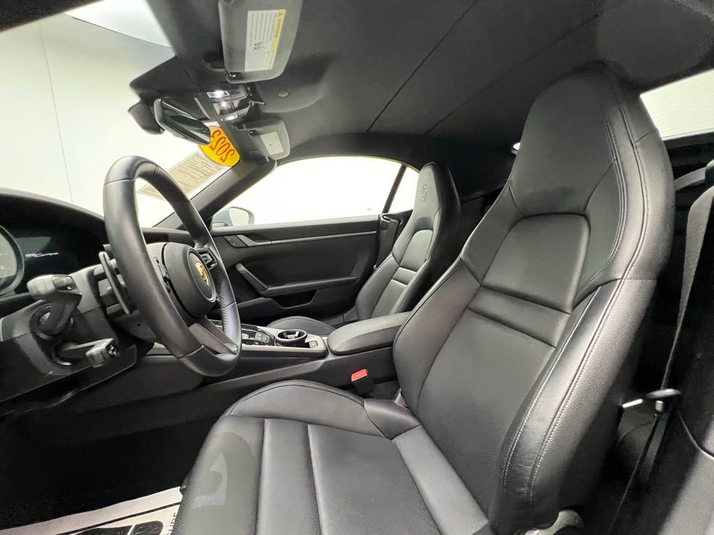 Used 2023 Porsche 911 Carrera image 5