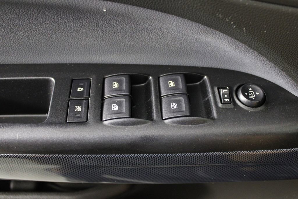 Used 2021 Chevrolet Colorado Z71 w/ Z71 Midnight Edition image 20