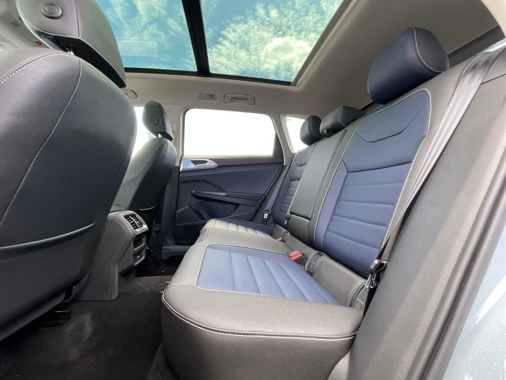 New 2025 Volkswagen Taos SEL image 12