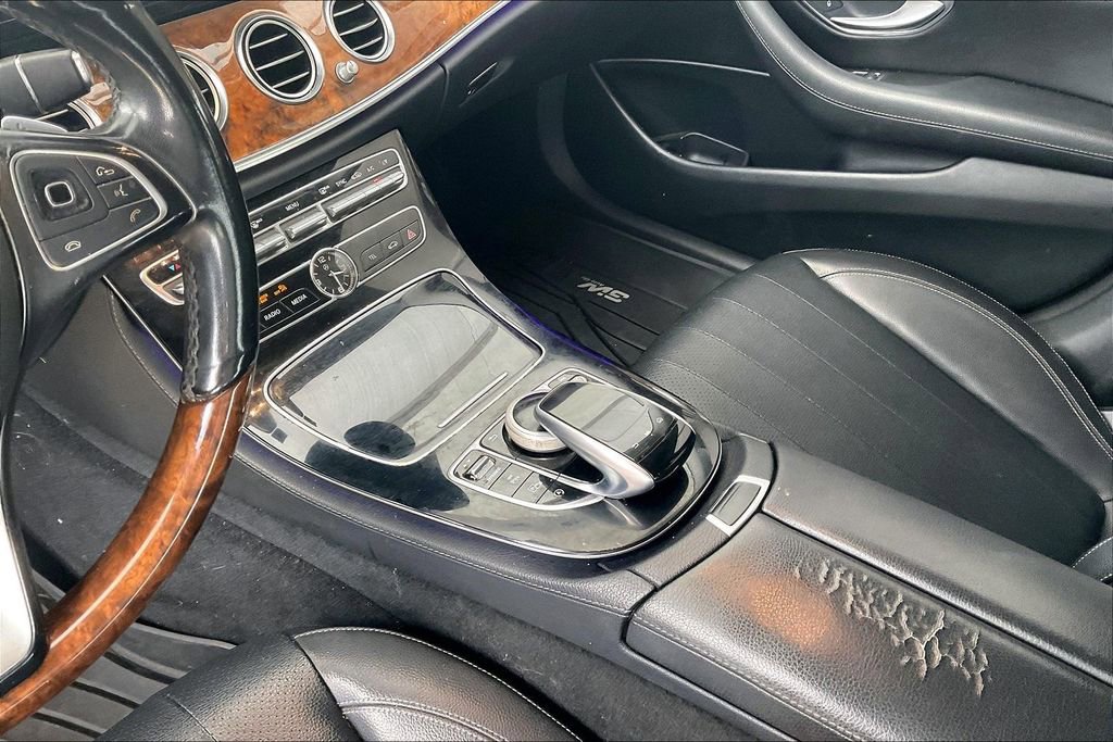 Used 2018 Mercedes-Benz E 300 image 14
