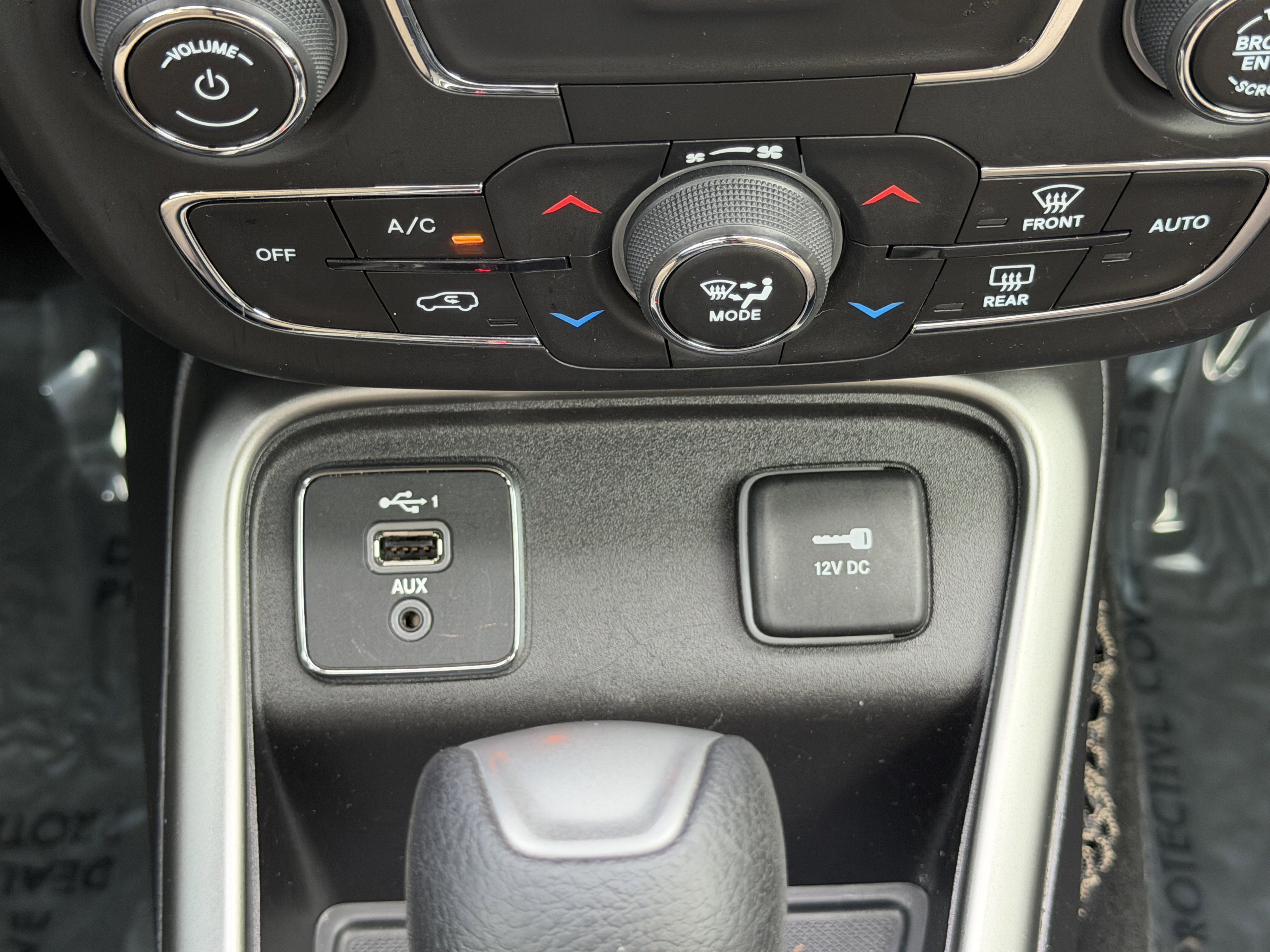 Used 2020 Jeep Compass Sport w/ Tech Group image 22