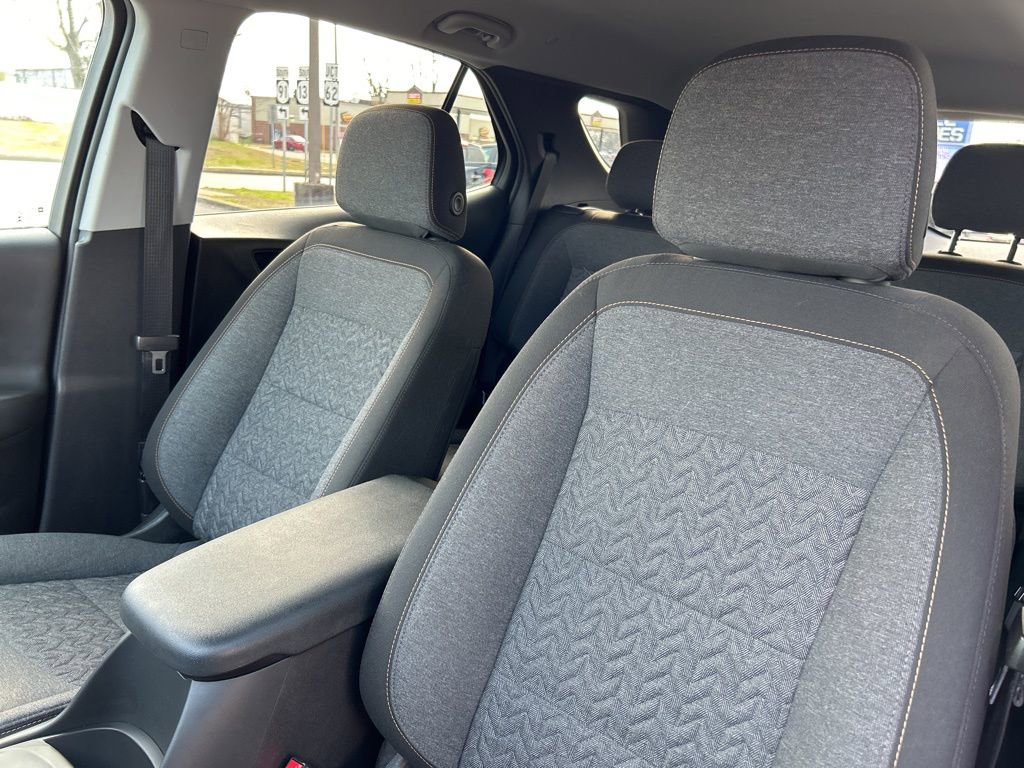 Used 2024 Chevrolet Equinox LT image 26