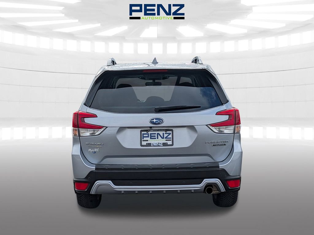 Used 2023 Subaru Forester Touring w/ Popular Package #2 image 6