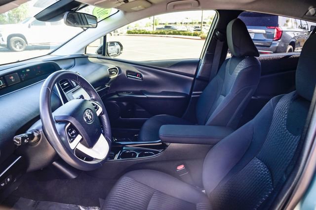 Used 2017 Toyota Prius Three image 19