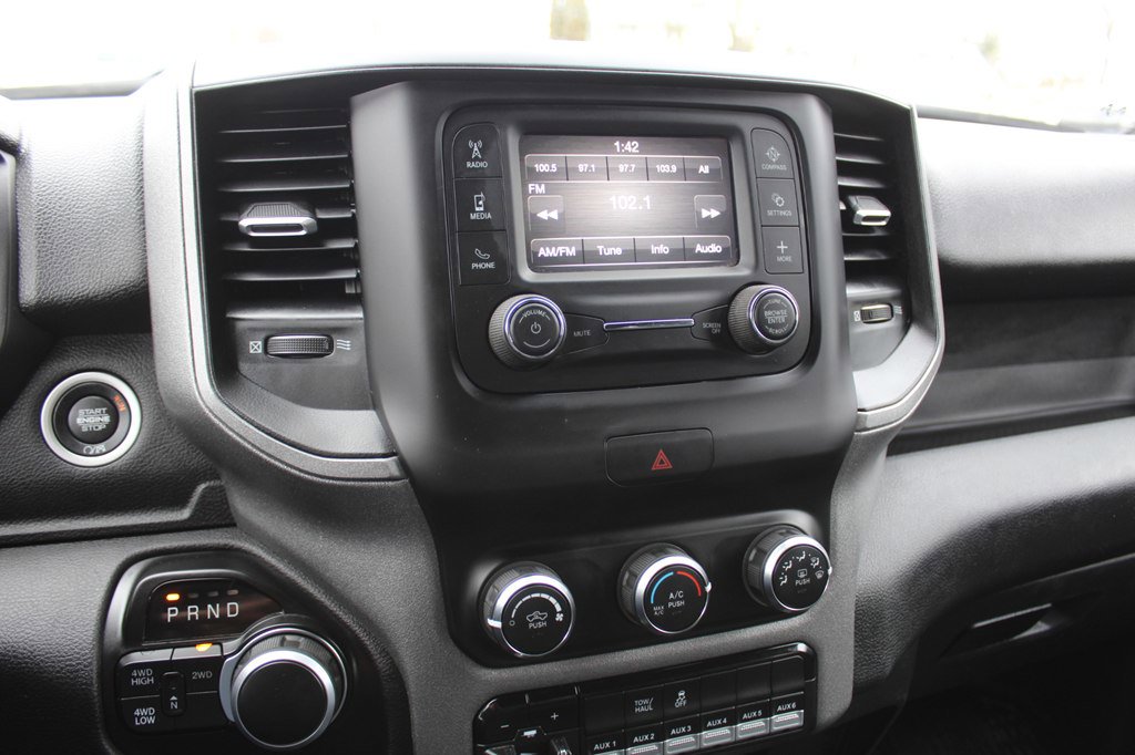 Used 2024 RAM 3500 Tradesman w/ Chrome Appearance Group image 16