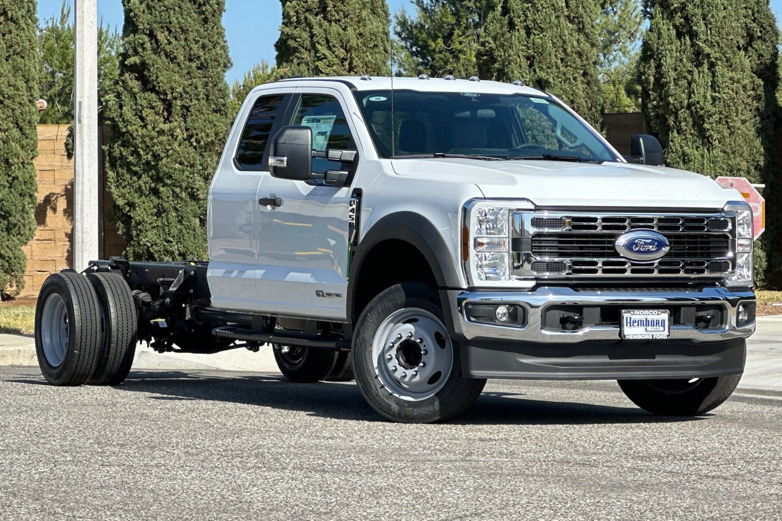 New 2026 Ford F450 2WD SuperCab Super Duty video 2