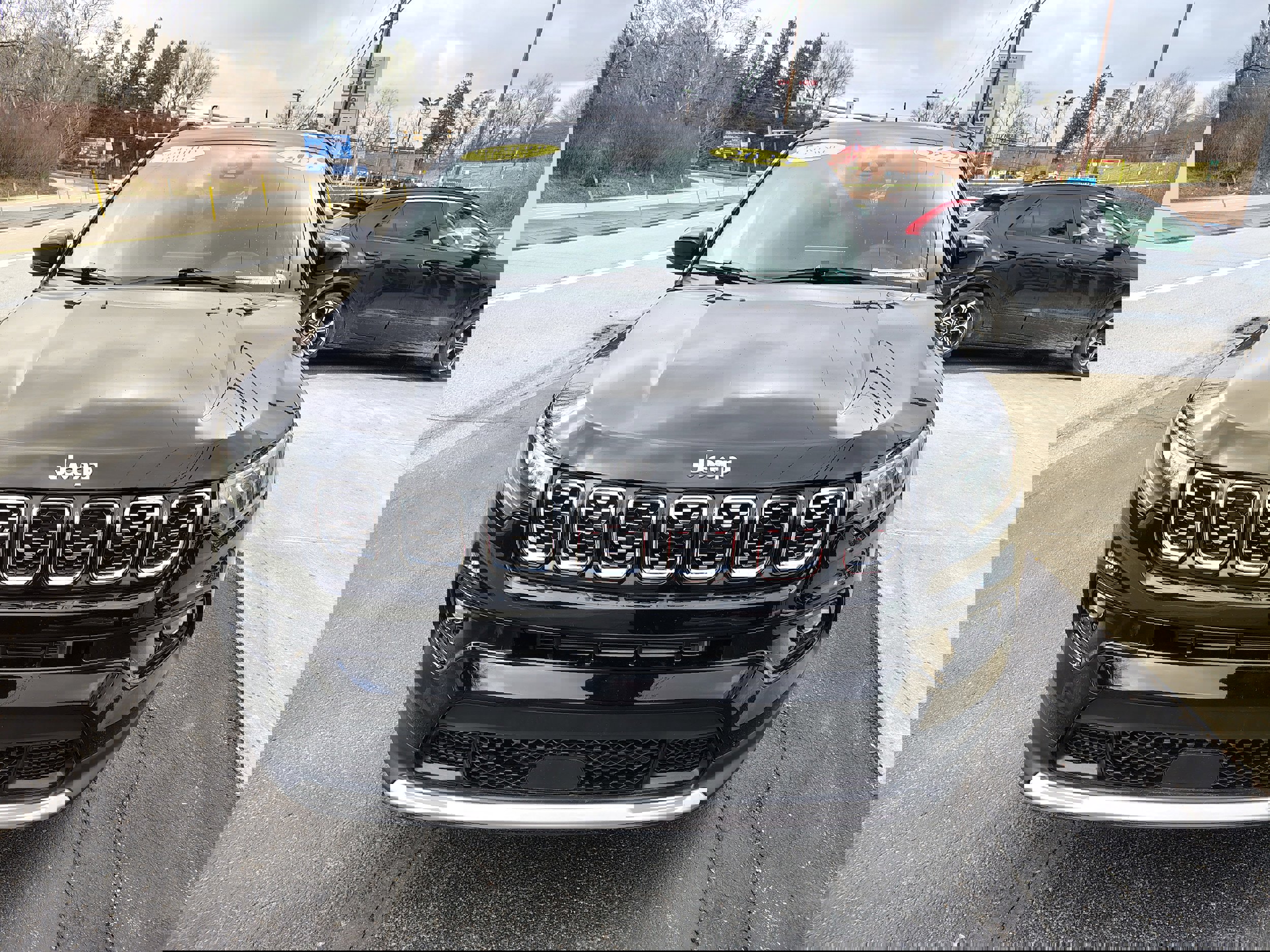 Certified 2024 Jeep Compass Limited image 3