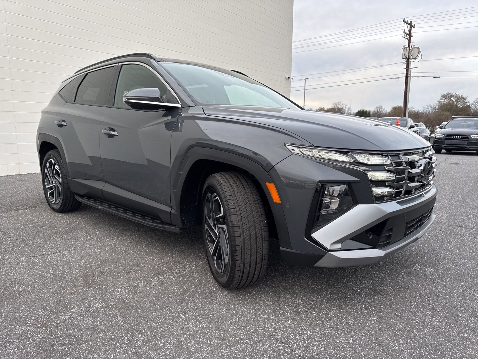 Used 2025 Hyundai Tucson Limited image 3