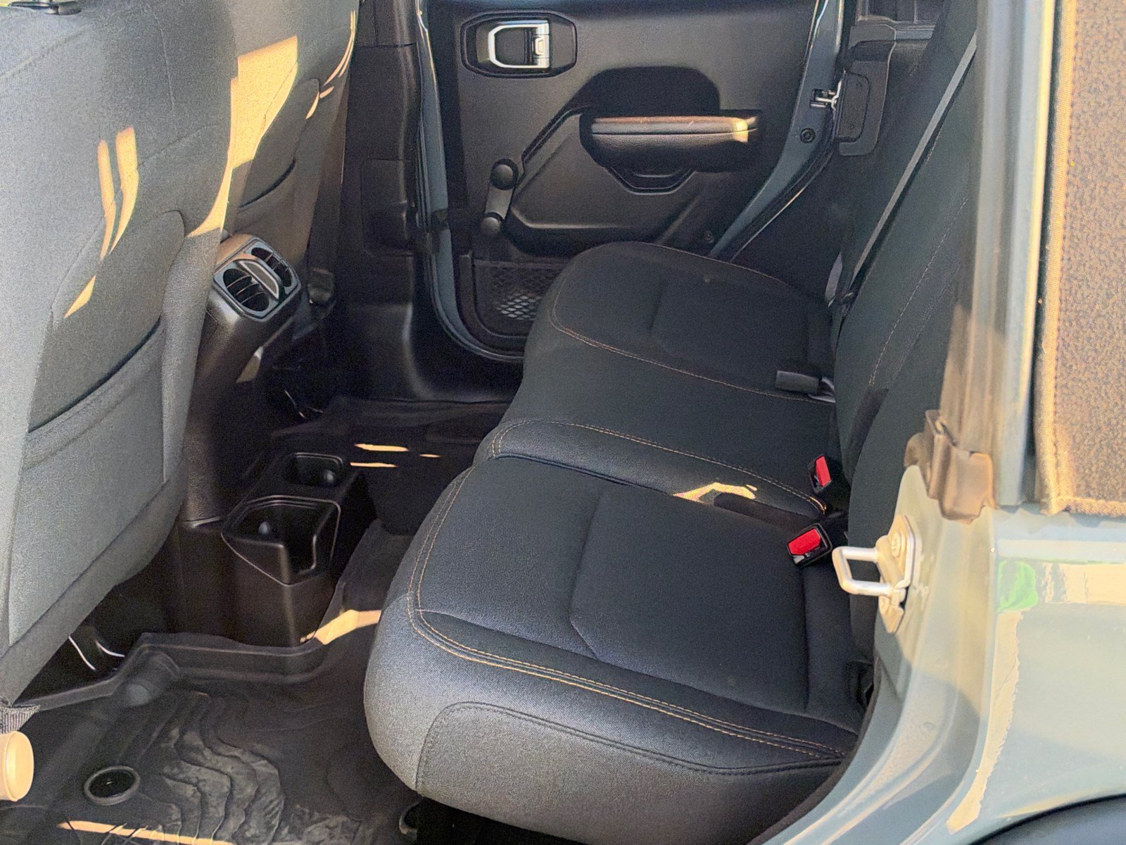 Used 2024 Jeep Wrangler Unlimited Sport AWD/4WD image 20