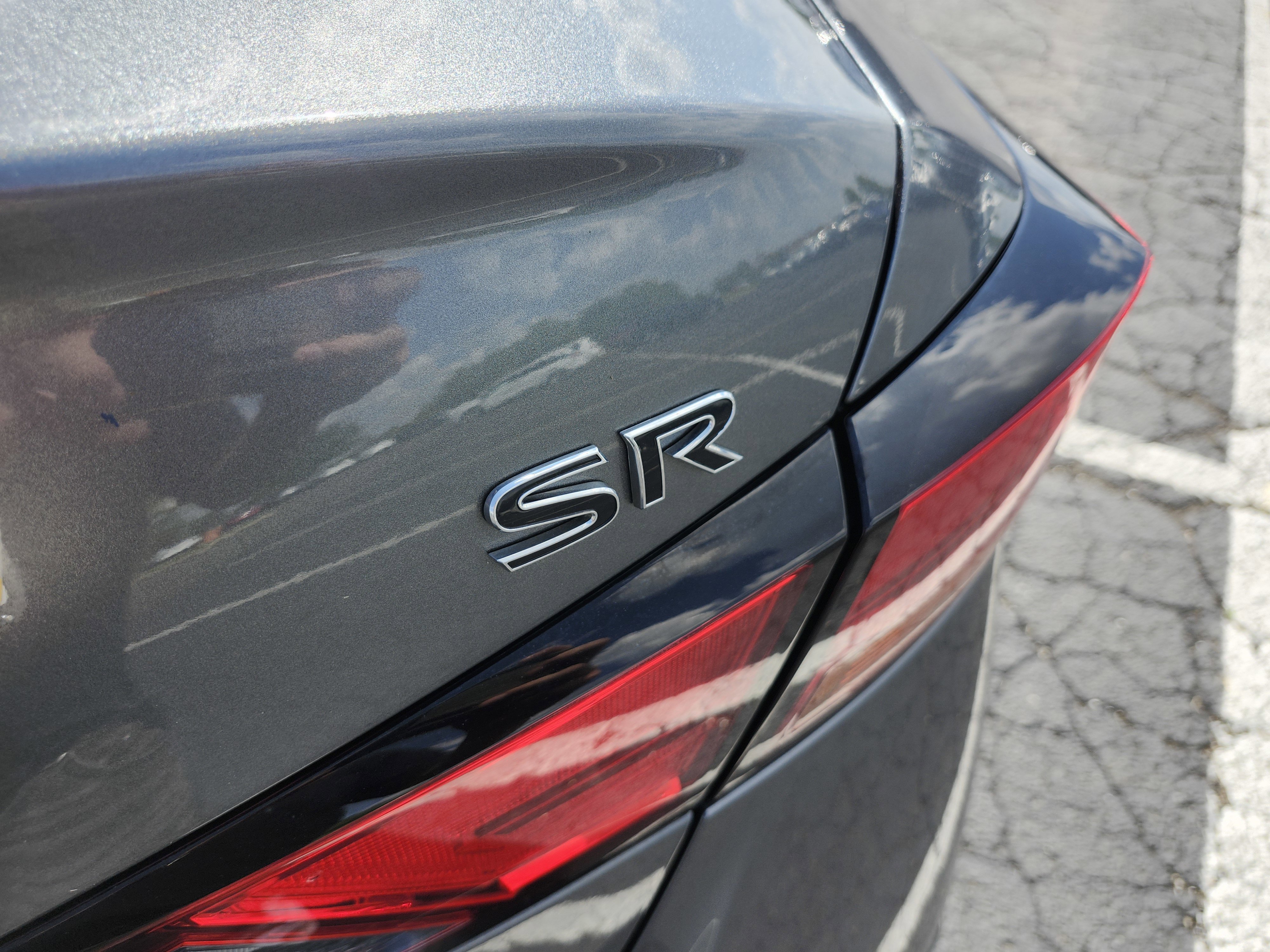 Used 2020 Nissan Altima 2.5 SR w/ Premium Package FWD image 24