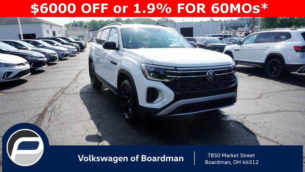 New 2025 Volkswagen Atlas Peak Edition SE image 1