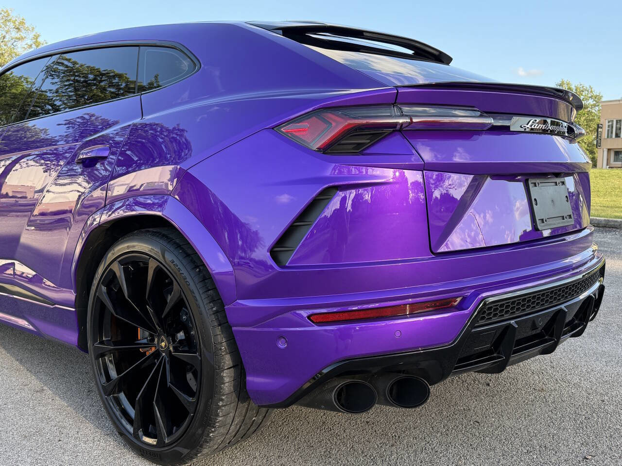 Used 2022 Lamborghini Urus image 14