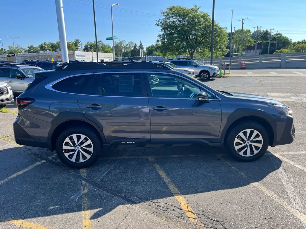 Certified 2025 Subaru Outback Premium w/ Popular Package #1A AWD/4WD image 4