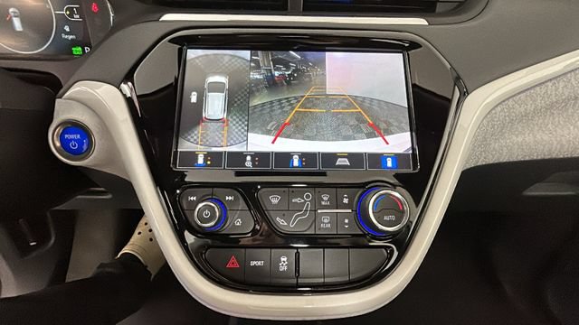 Used 2020 Chevrolet Bolt Premier w/ Infotainment Package FWD image 24