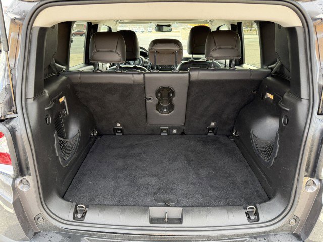 Used 2016 Jeep Renegade Limited image 7