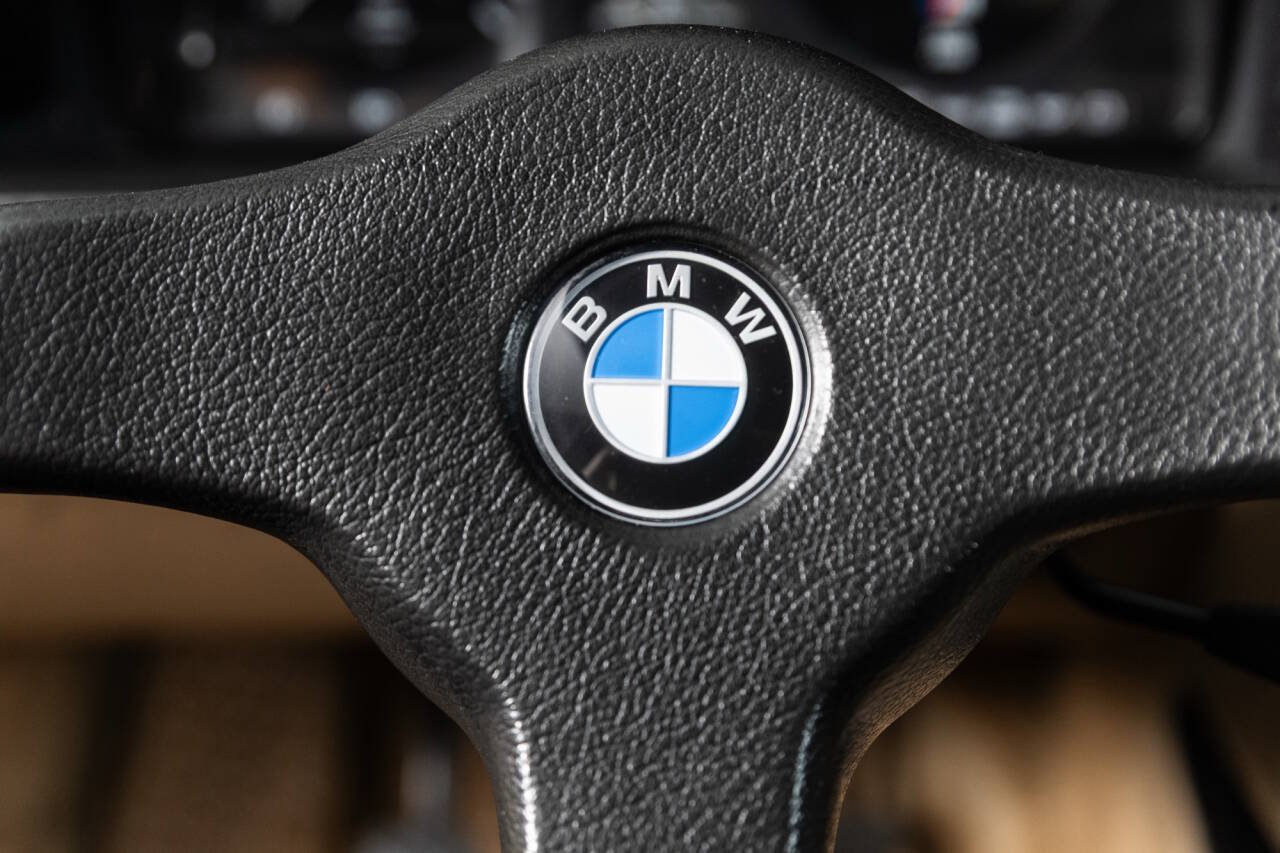 Used 1988 BMW M5 RWD image 43