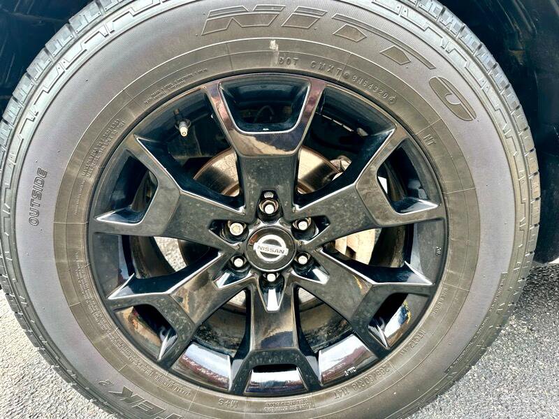 Used 2021 Nissan Frontier SV w/ Midnight Edition Floor Mats image 25