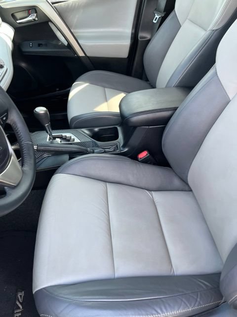 Used 2015 Toyota RAV4 Limited FWD image 14