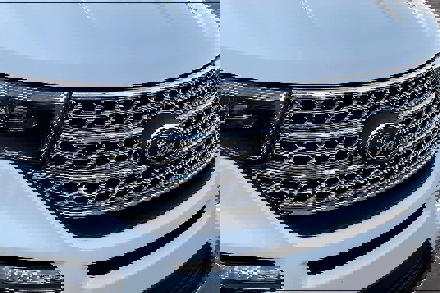 Used 2023 Ford Explorer Limited image 29