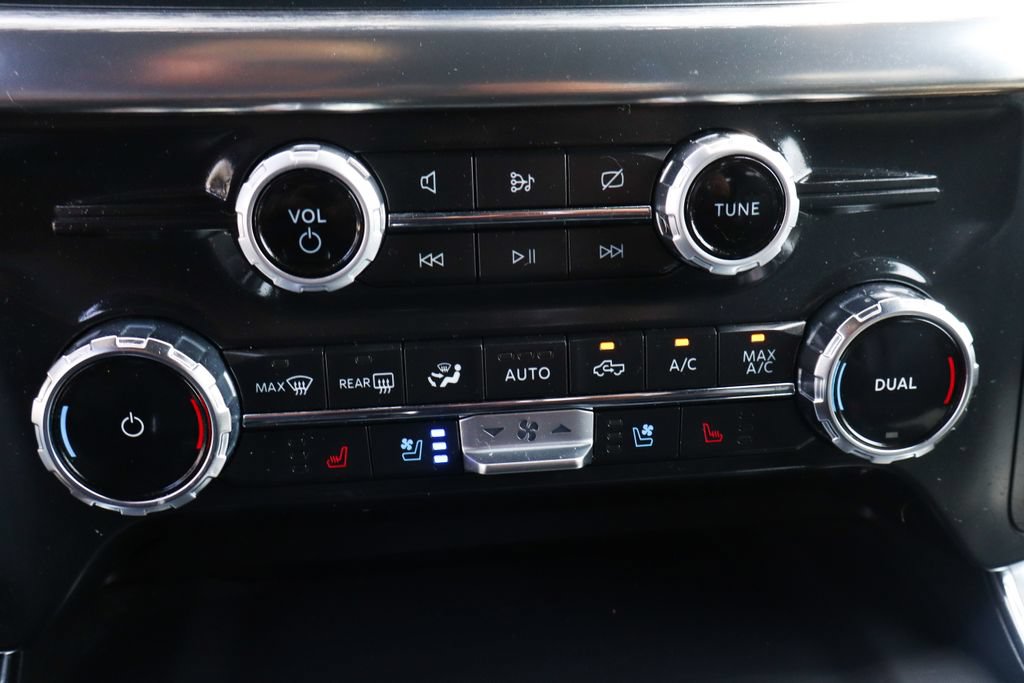Used 2022 Ford F150 Lariat w/ Max Trailer Tow Package AWD/4WD image 43