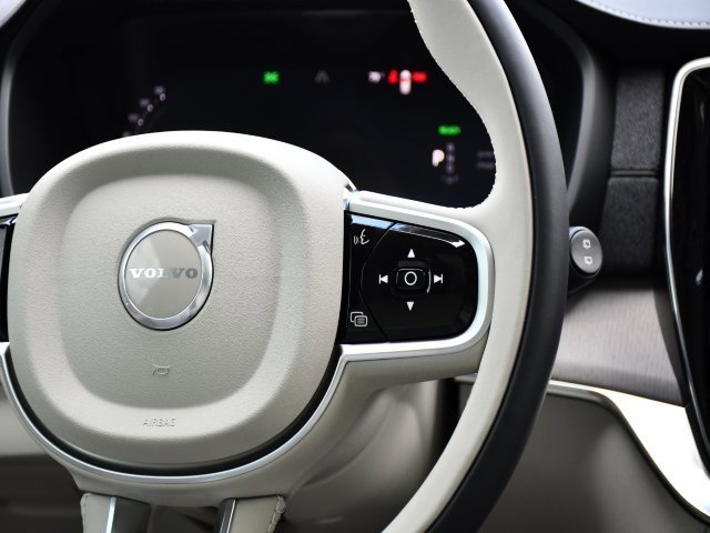 New 2026 Volvo XC90 T8 Ultra image 24