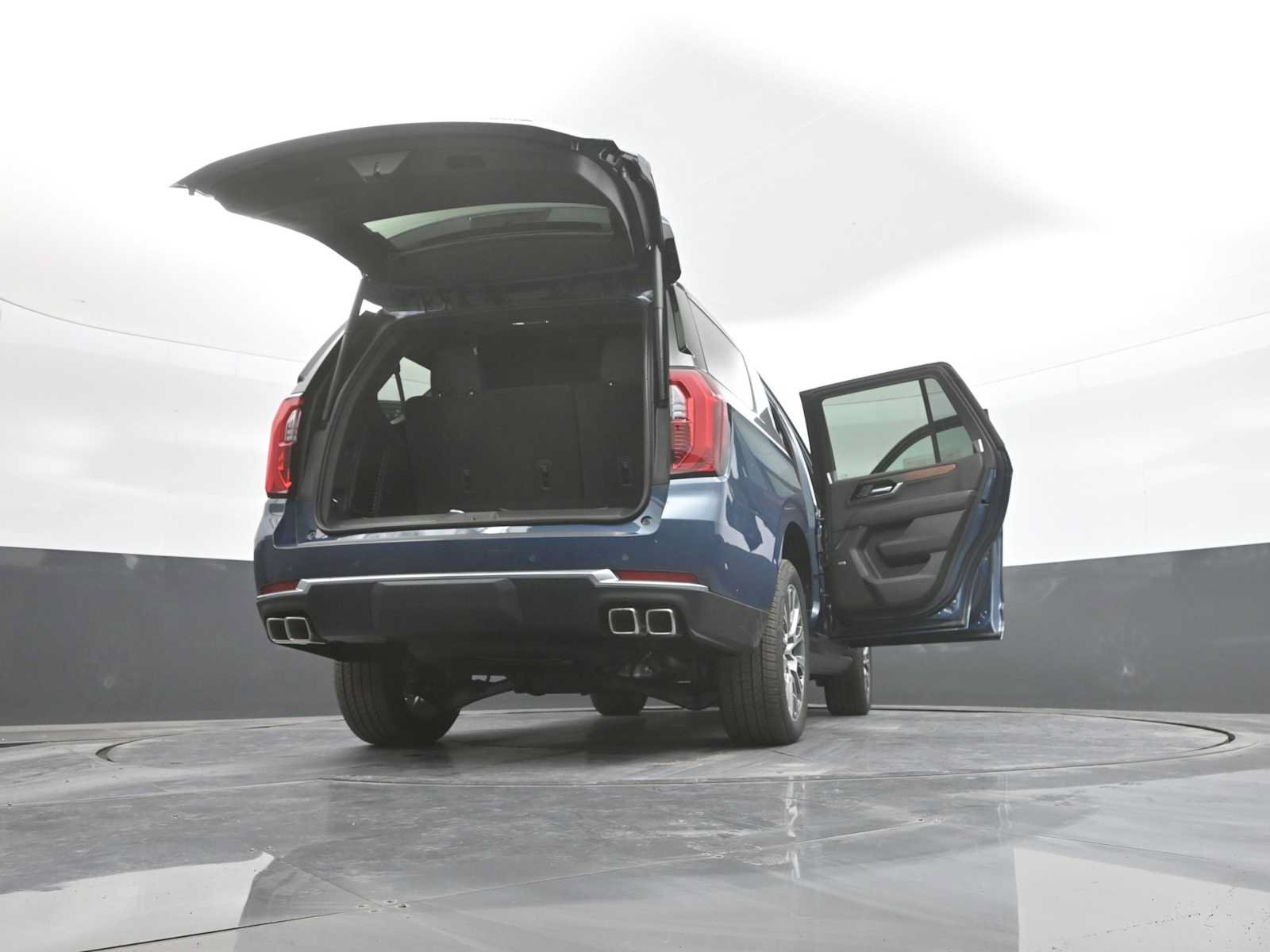 New 2027 GMC Yukon Denali w/ Denali Reserve Package AWD/4WD image 31