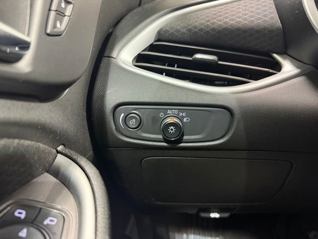 Used 2023 Chevrolet Malibu LT image 16