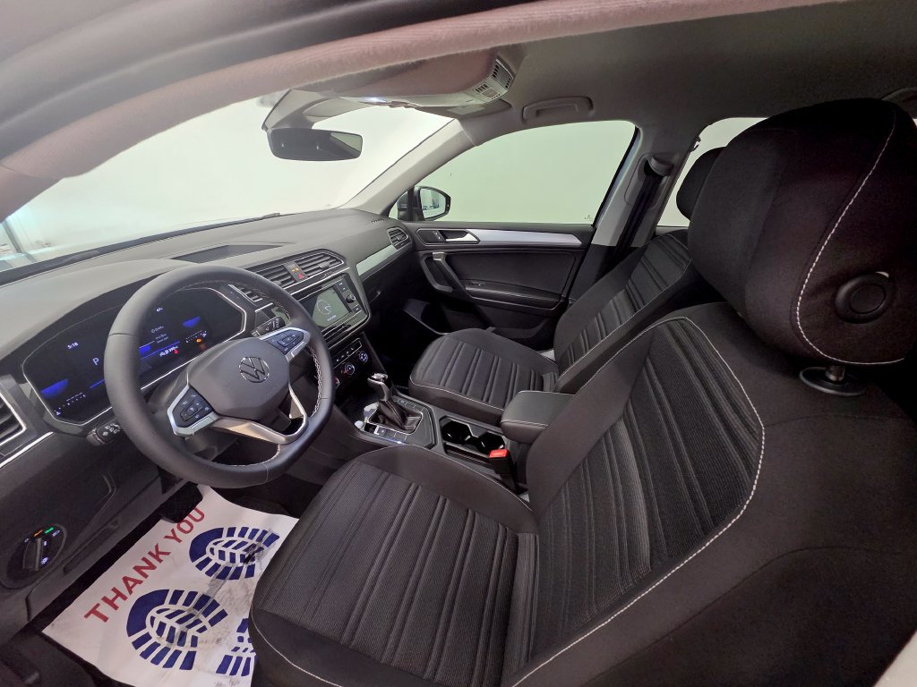 Used 2024 Volkswagen Tiguan S FWD image 15