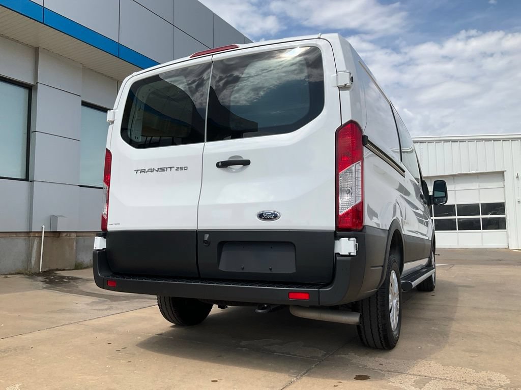 Used 2025 Ford Transit 250 Low Roof w/ Exterior Upgrade Package RWD image 28