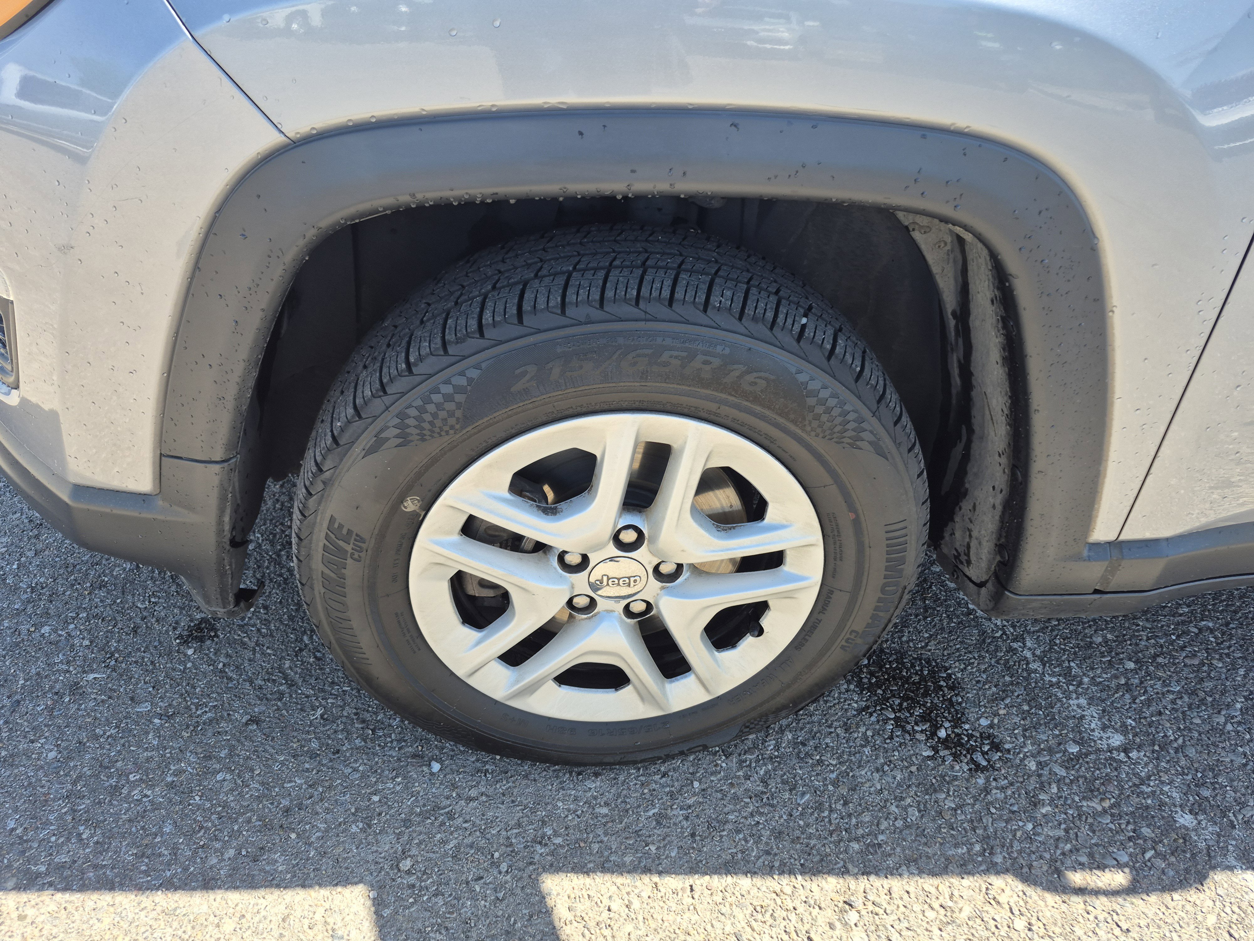 Used 2018 Jeep Compass Sport FWD image 24