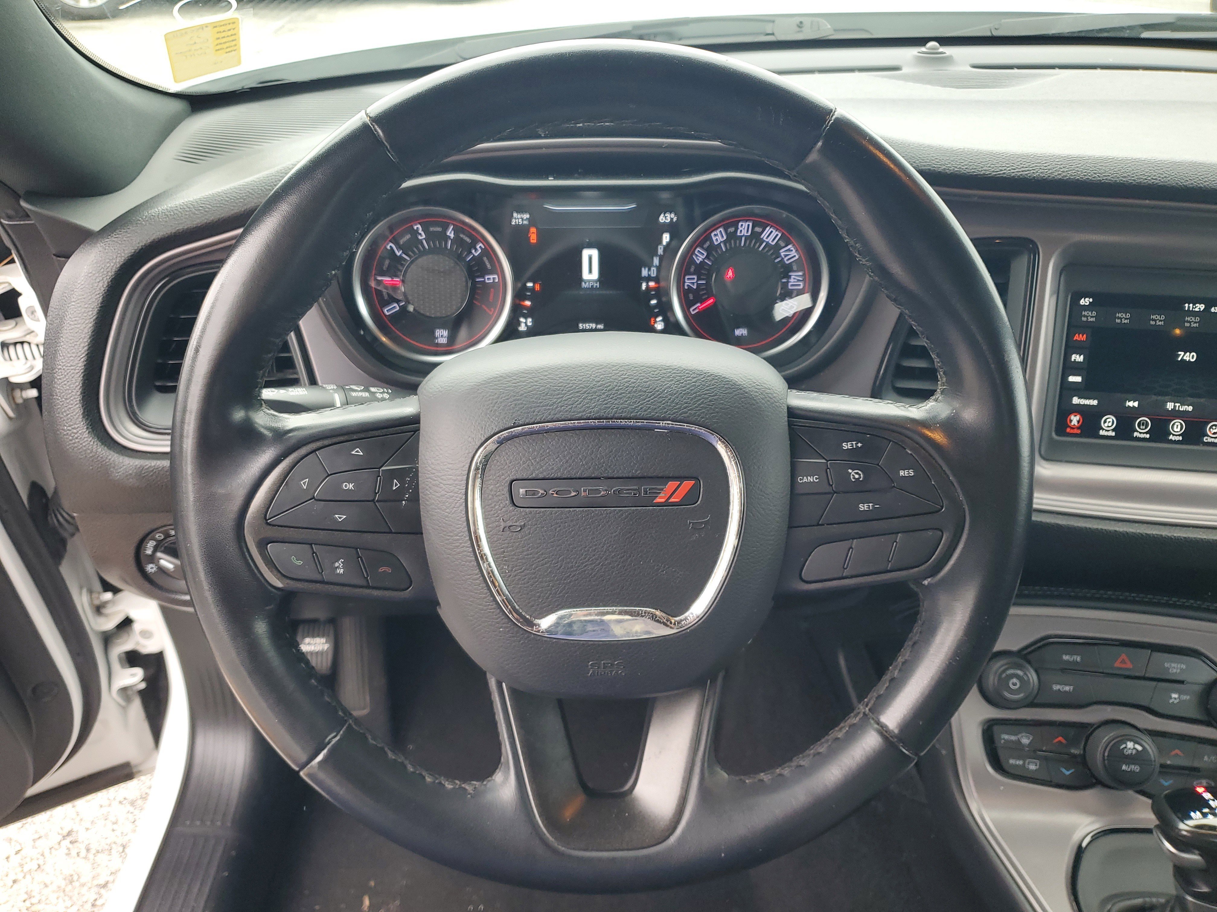 Used 2023 Dodge Challenger SXT image 16