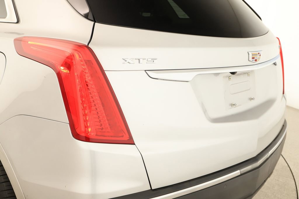 Used 2019 Cadillac XT5 Premium Luxury FWD image 35