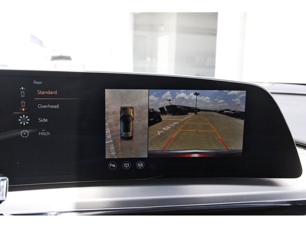 Used 2024 Cadillac Lyriq Luxury w/ LPO, Floor Liner Package AWD/4WD image 22