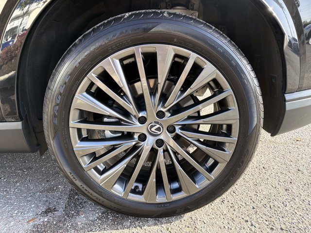 Used 2025 Lexus RX 350 w/ Convenience Package image 10