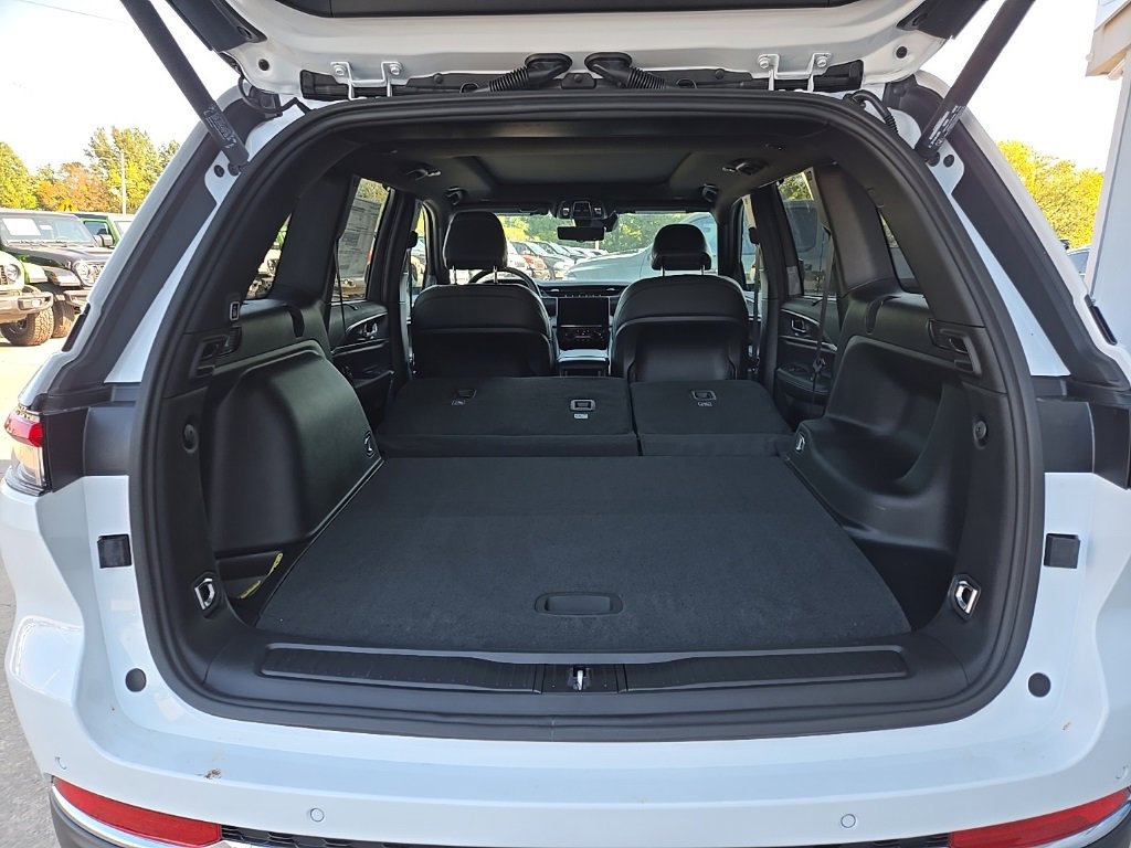 New 2025 Jeep Grand Cherokee Limited w/ Luxury Tech Group II image 94