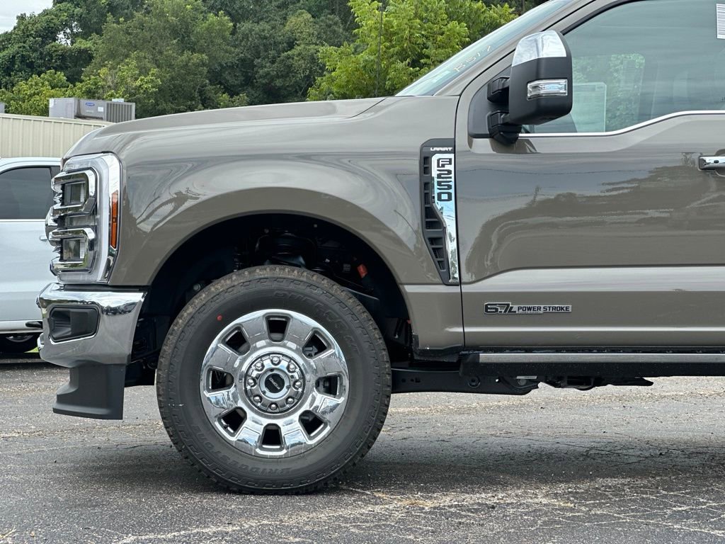 New 2026 Ford F250 Lariat image 31