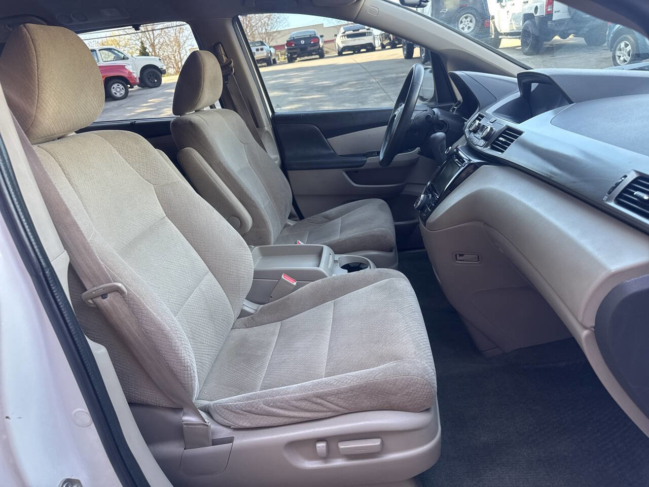 Used 2016 Honda Odyssey EX image 15