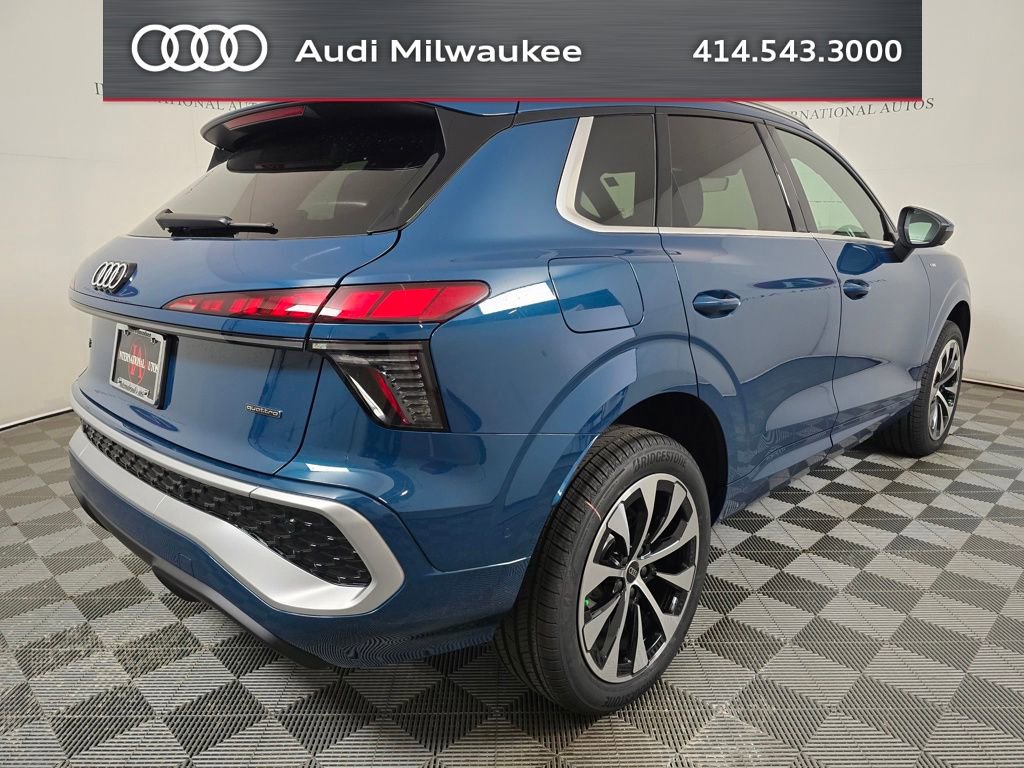 New 2026 Audi Q3 quattro 2.0T AWD/4WD image 4