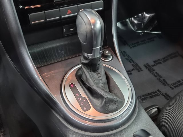 Used 2019 Volkswagen Beetle 2.0T S image 24