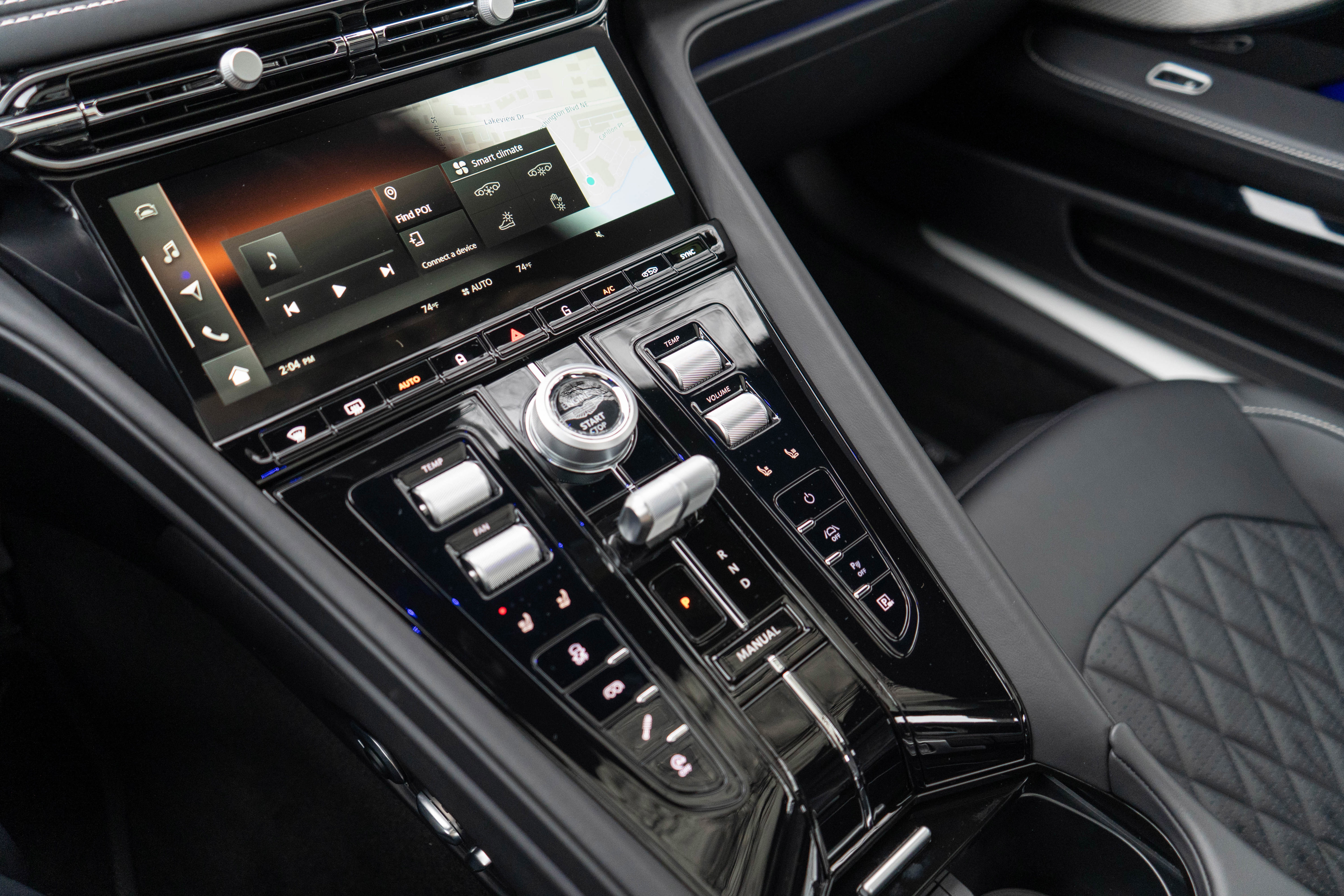 New 2026 Aston Martin DB12 Coupe RWD image 22
