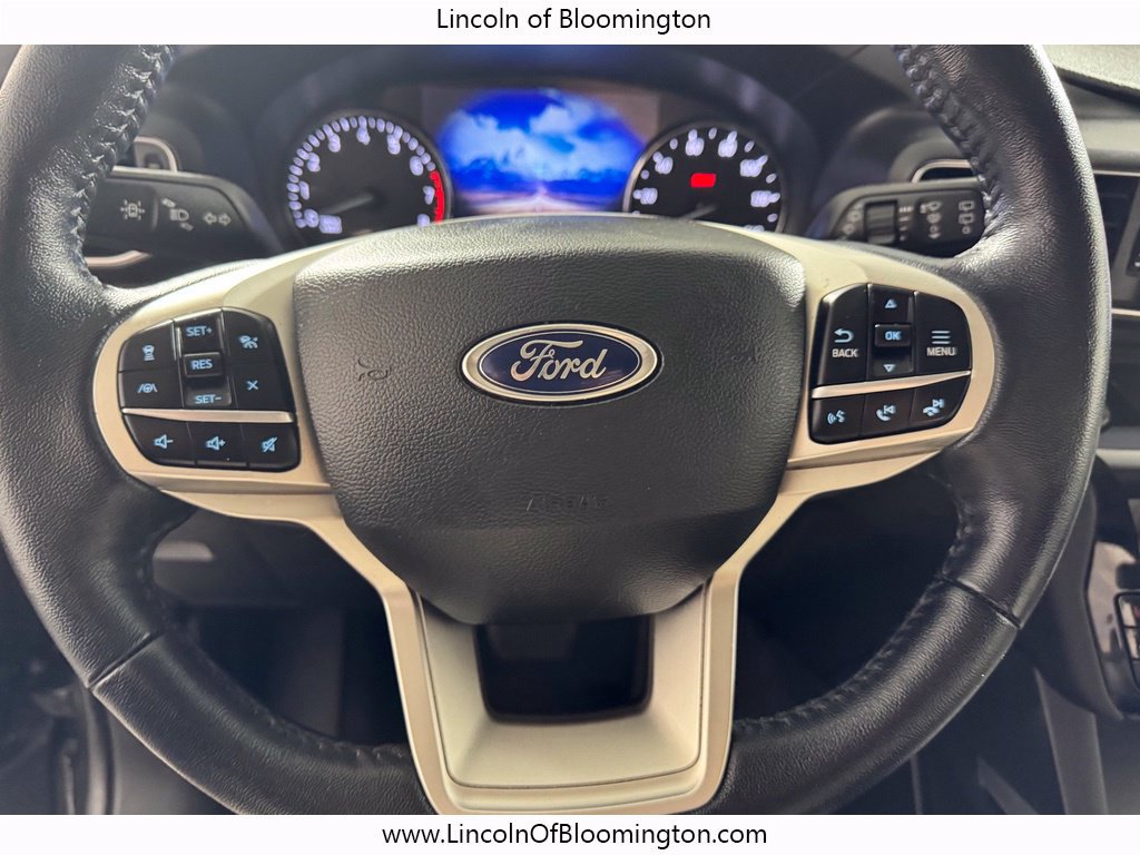 Used 2022 Ford Explorer Limited w/ Equipment Group 301A AWD/4WD image 20