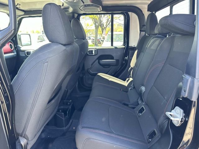 Used 2023 Jeep Gladiator Rubicon w/ LED Lighting Group image 17