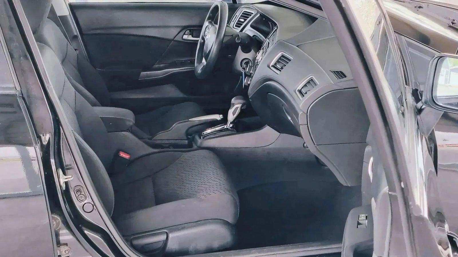 Used 2015 Honda Civic LX image 16