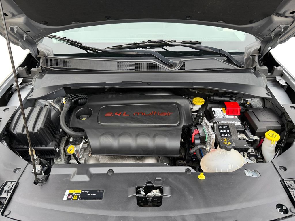 Used 2022 Jeep Compass Latitude image 22