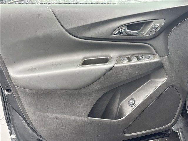 Certified 2024 Chevrolet Equinox LT w/ LPO, Floor Liner Package image 21