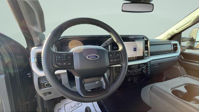 New 2026 Ford F350 XLT w/ XLT Premium Package AWD/4WD image 13