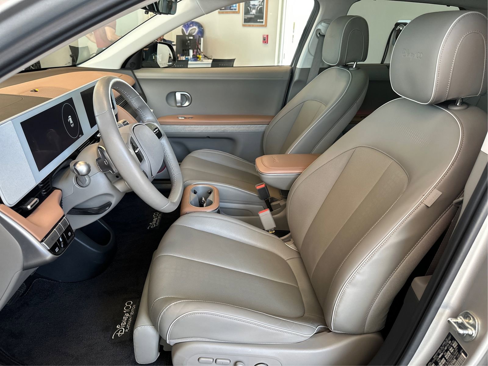 Used 2024 Hyundai Ioniq 5 Limited AWD/4WD image 10